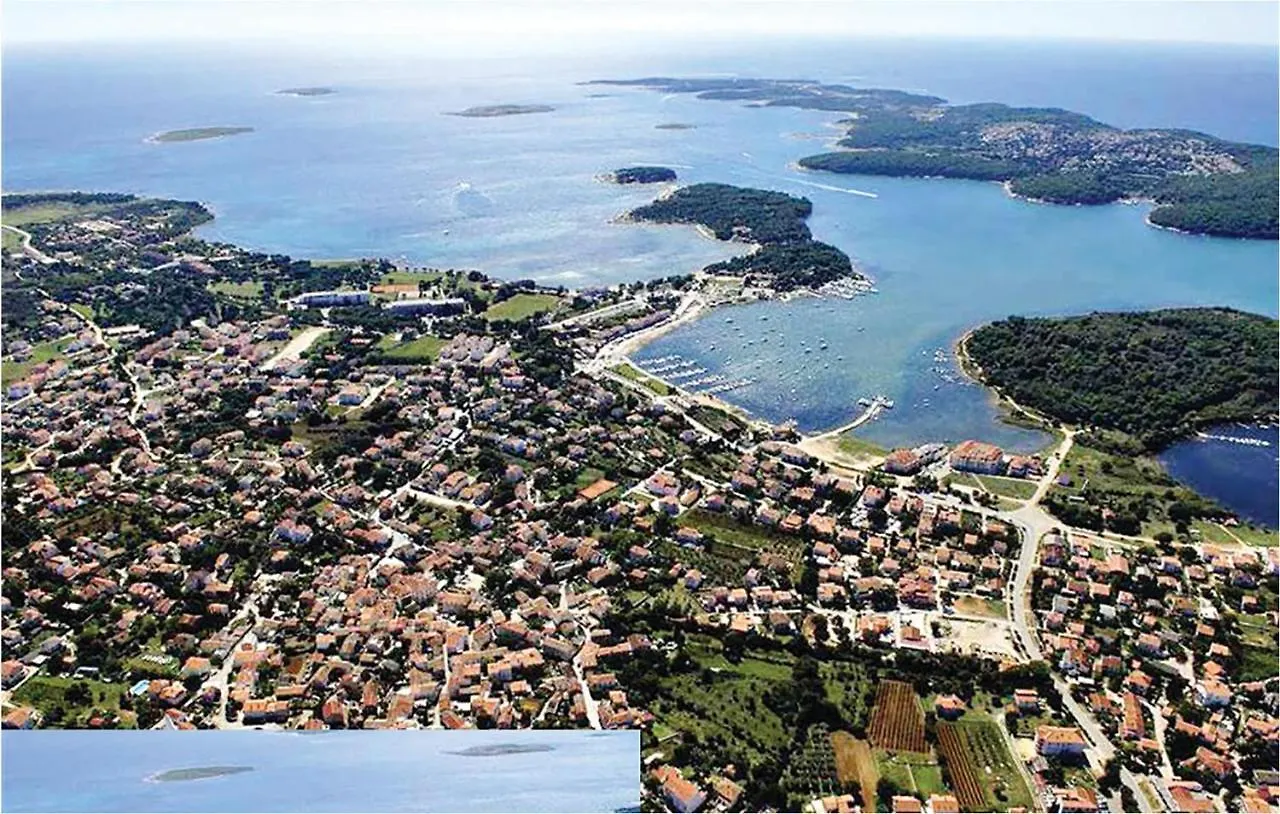2 Bedroom Awesome Apartment In Medulin 0*,  Hırvatistan